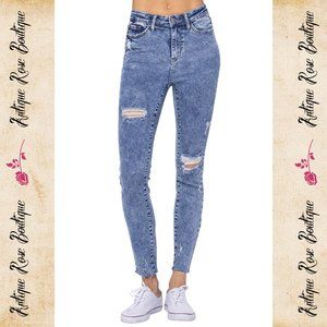 🌹 Judy Blue Acid Wash Destroyed Skinny Jeans